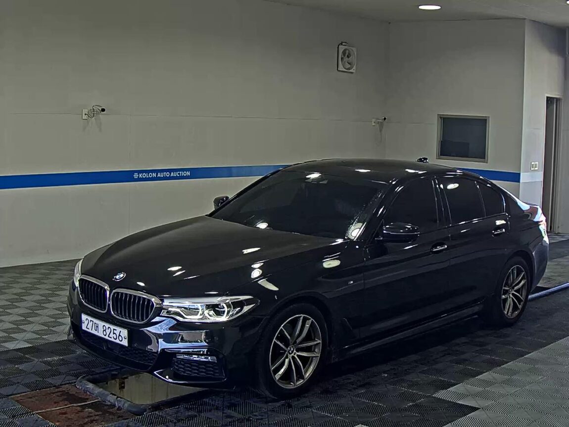 BMW 5 SERIES (7TH GEN) 520d M SPORT PACK PLUS 2017 - zdjęcie 2