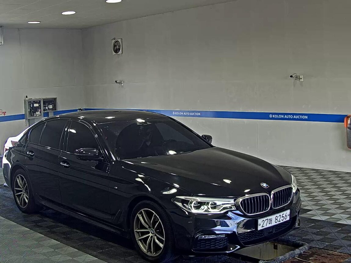 BMW 5 SERIES (7TH GEN) 520d M SPORT PACK PLUS 2017 - zdjęcie 3