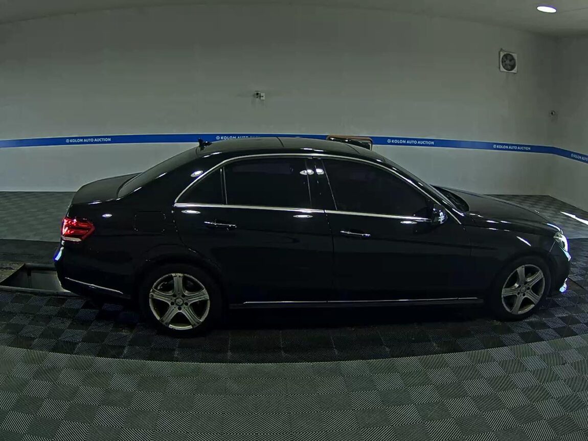 MERCEDES-BENZ E-CLASS (4TH GEN) E300 BLUETEC HYBRID 2014 - zdjęcie 4