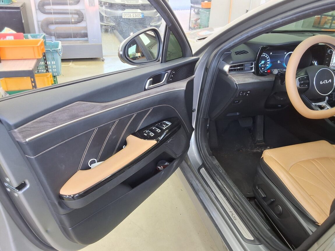 KIA NEW K5 (DL3) 1.6 GASOLINE TURBO SIGNATURE 2022 - zdjęcie 10