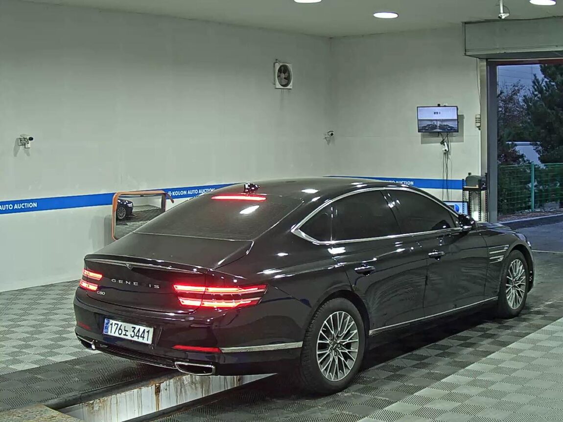 GENESIS THE ALL NEW G80 GASOLINE 2.5 2WD BASE MODEL 2022 - zdjęcie 5