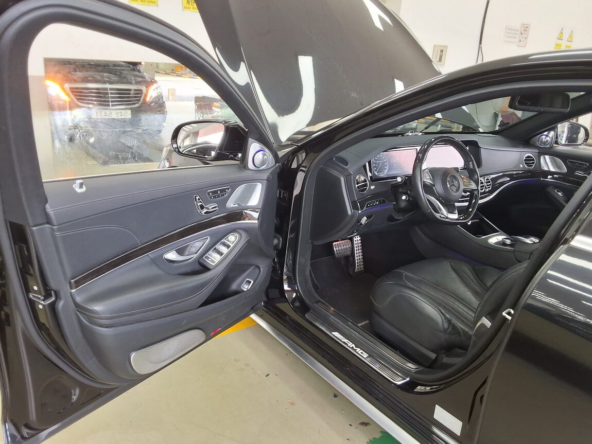 MERCEDES-BENZ S-CLASS (6TH GEN) S63L AMG 4MATIC 2016 - zdjęcie 10
