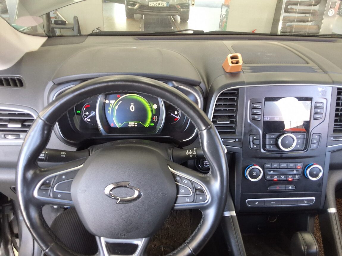 RENAULT (SAMSUNG) NEW QM6 2.0 LPe LE 2021 - zdjęcie 17