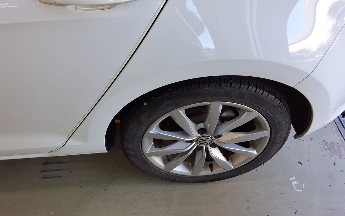 VOLKSWAGEN GOLF (7TH GEN) 2.0 TDI 2015 - zdjęcie 24