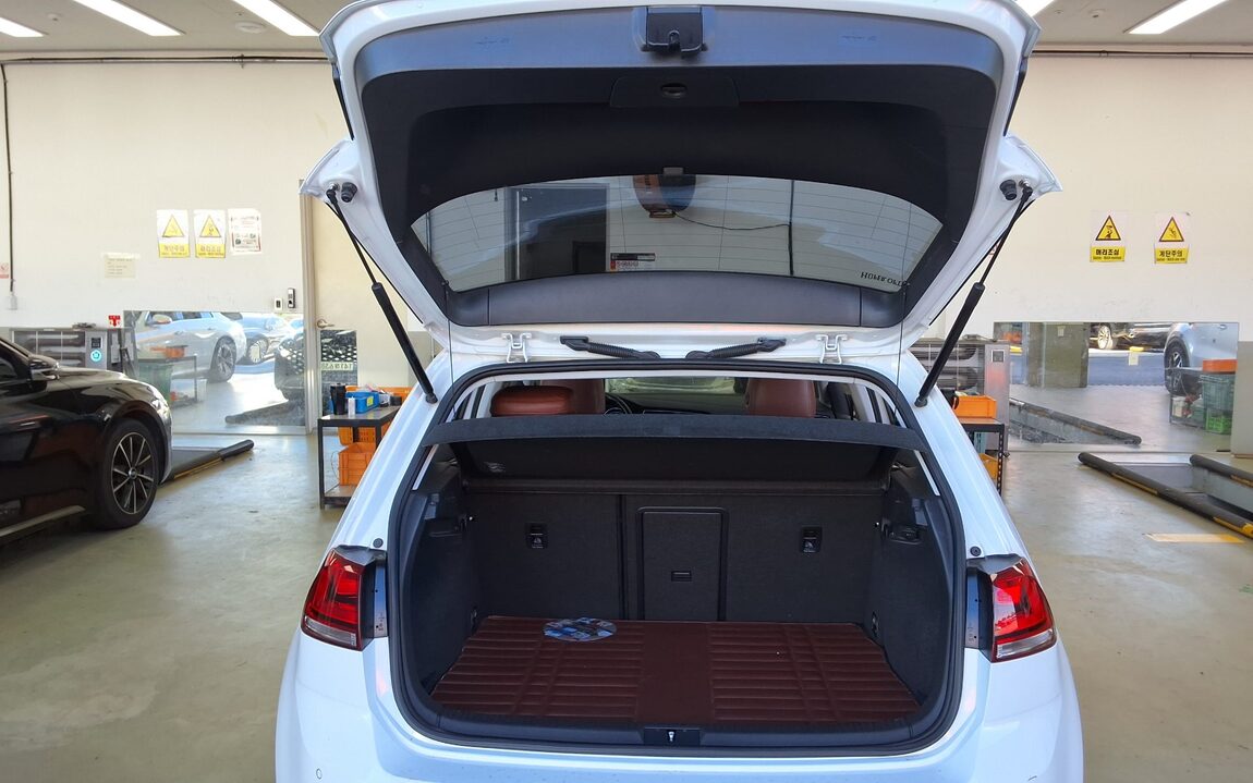 VOLKSWAGEN GOLF (7TH GEN) 2.0 TDI 2015 - zdjęcie 15
