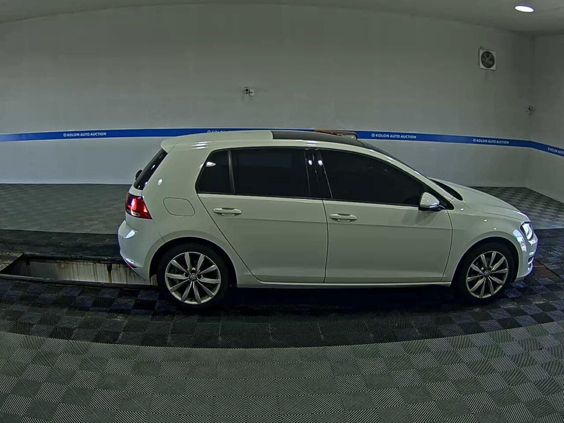 VOLKSWAGEN GOLF (7TH GEN) 2.0 TDI 2015 - zdjęcie 4