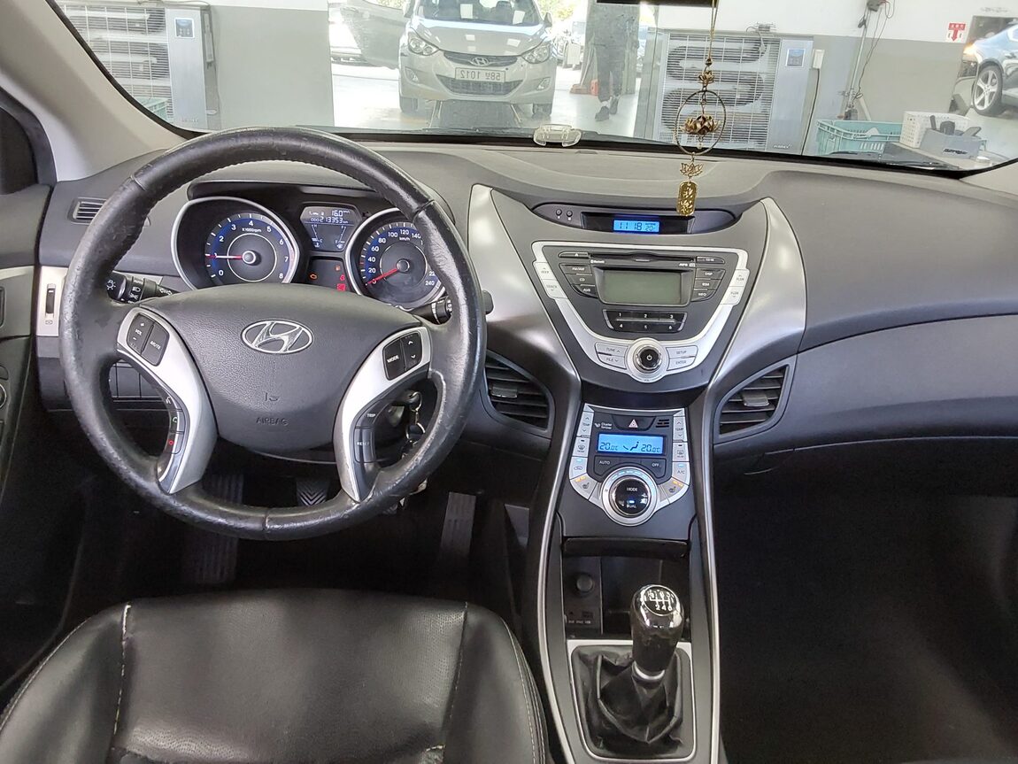 HYUNDAI AVANTE MD M16 GDi LUXURY 2012 - zdjęcie 11