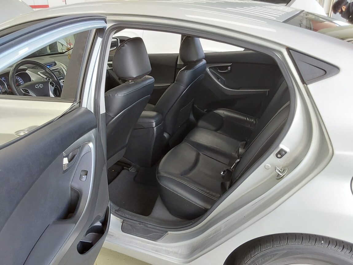 HYUNDAI AVANTE MD M16 GDi LUXURY 2012 - zdjęcie 12