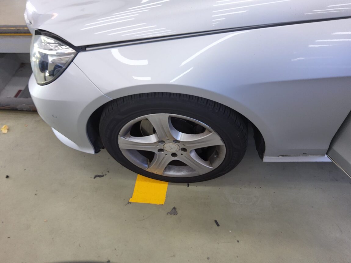 MERCEDES-BENZ E-CLASS (4TH GEN) E250 CDI 4MATIC 2014 - zdjęcie 20