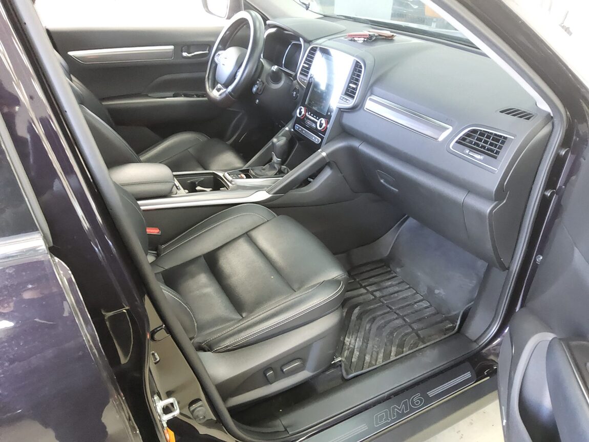 RENAULT (SAMSUNG) QM6 2.0 GDe 2WD RE 2018 - zdjęcie 14