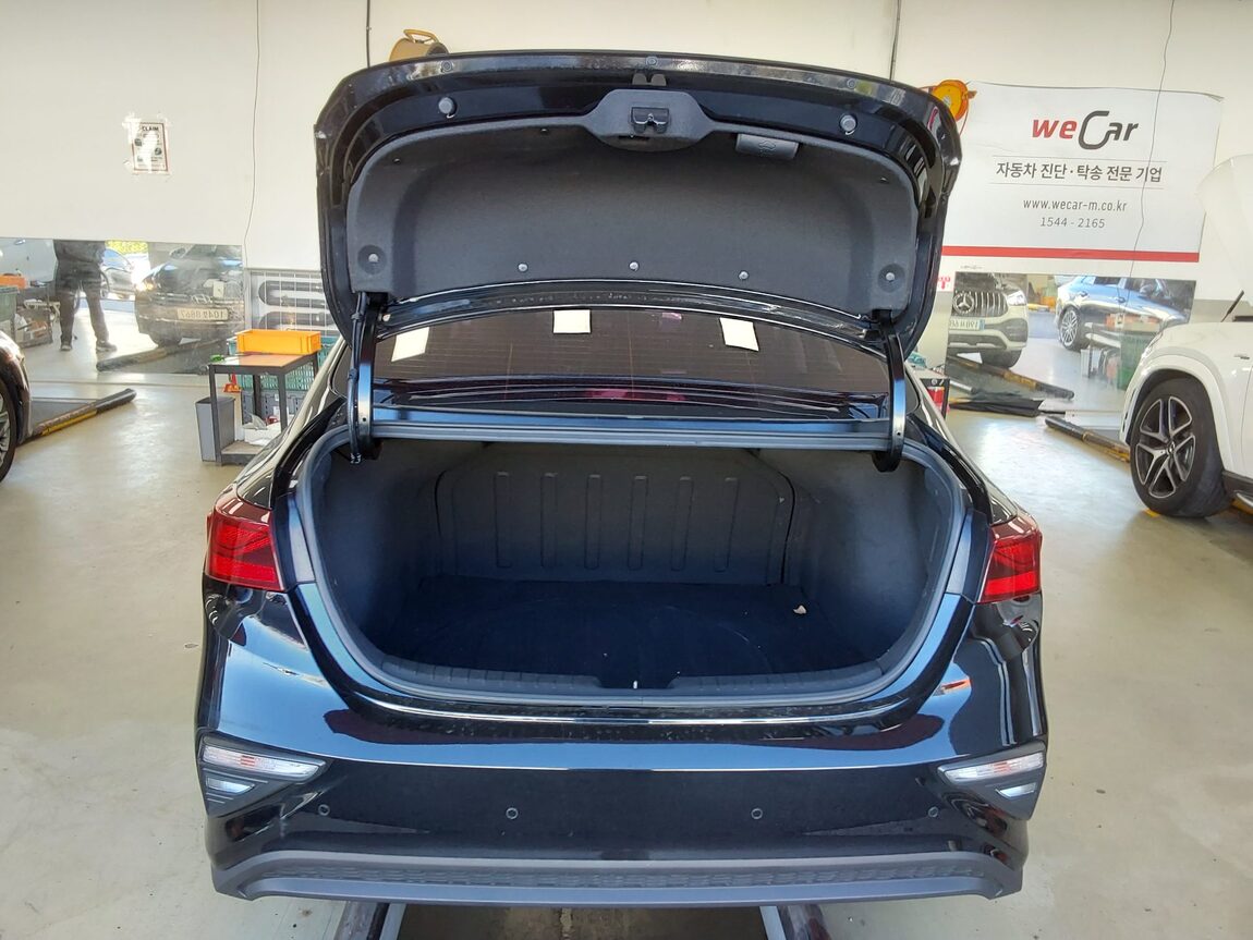 KIA ALL NEW K3 1.6 GASOLINE LUXURY 2019 - zdjęcie 15