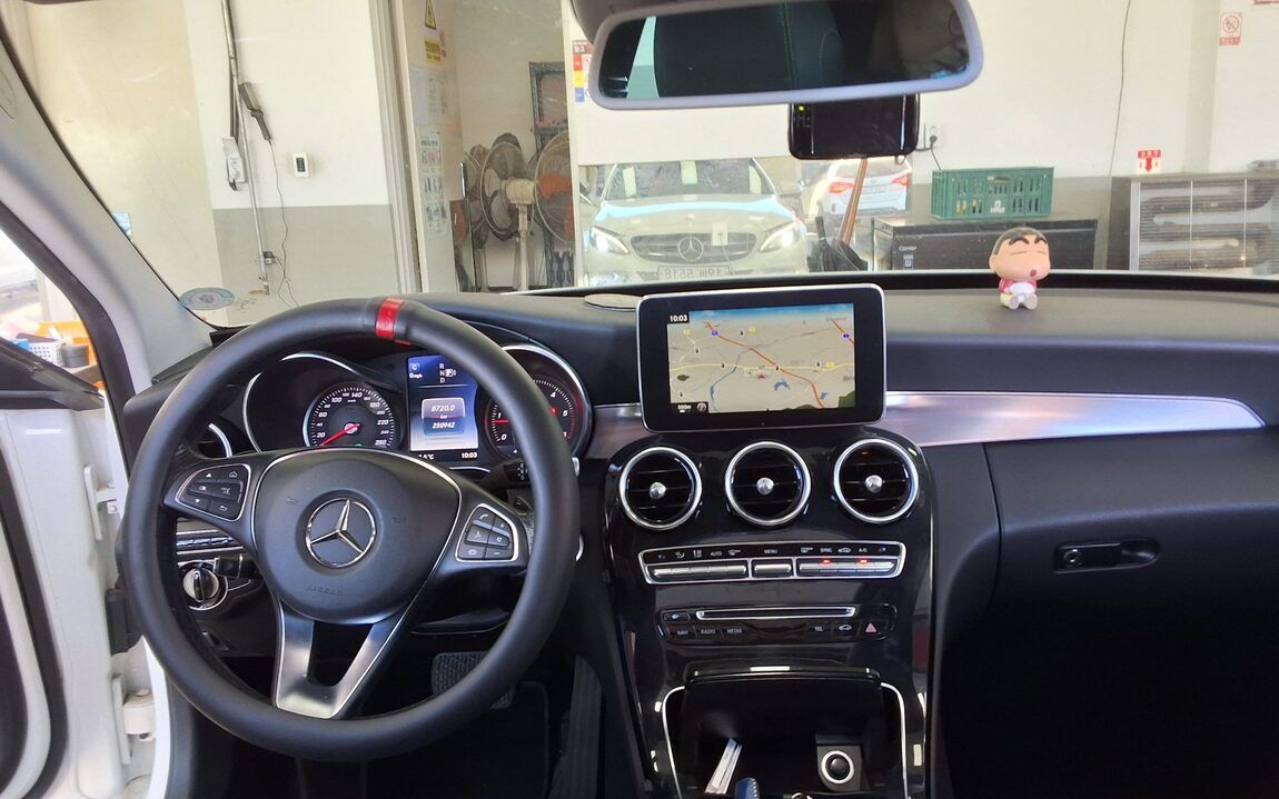 MERCEDES-BENZ C-CLASS (4TH GEN) C220 CDI BLUETEC AVANTGARDE 2015 - zdjęcie 11