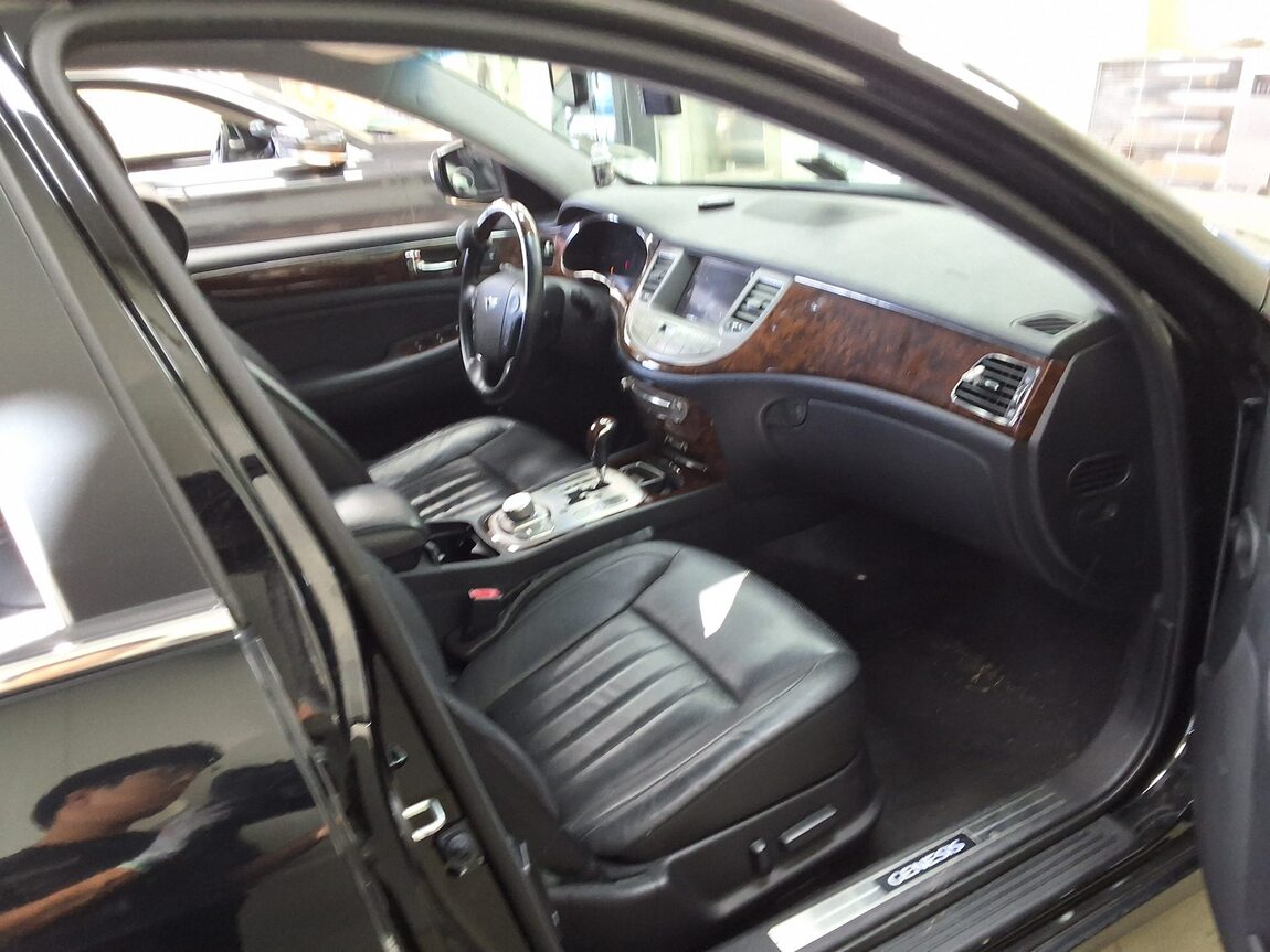 HYUNDAI GENESIS BH 330 LUXURY PRIME PACK 2008 - zdjęcie 15