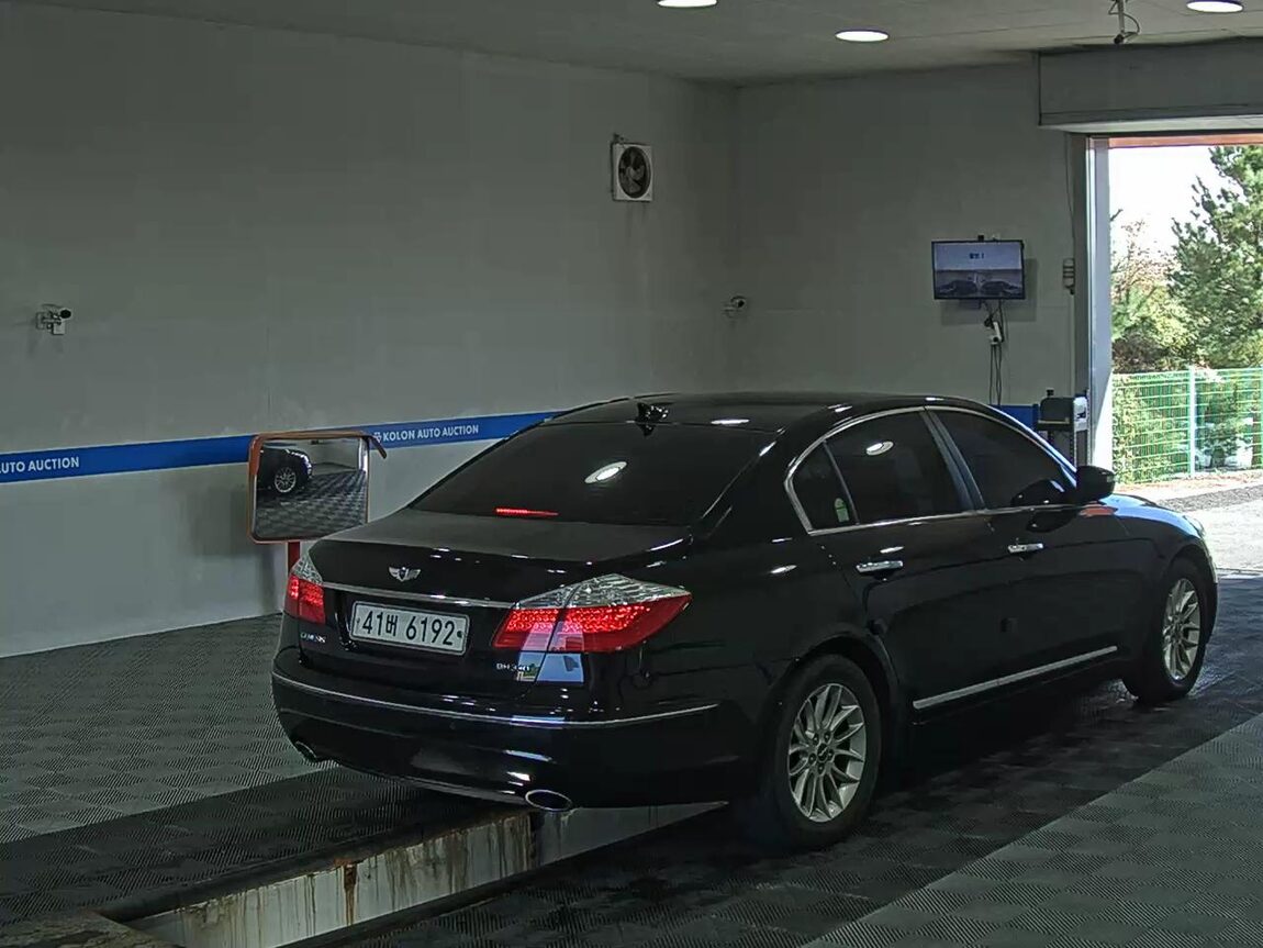 HYUNDAI GENESIS BH 330 LUXURY PRIME PACK 2008 - zdjęcie 5