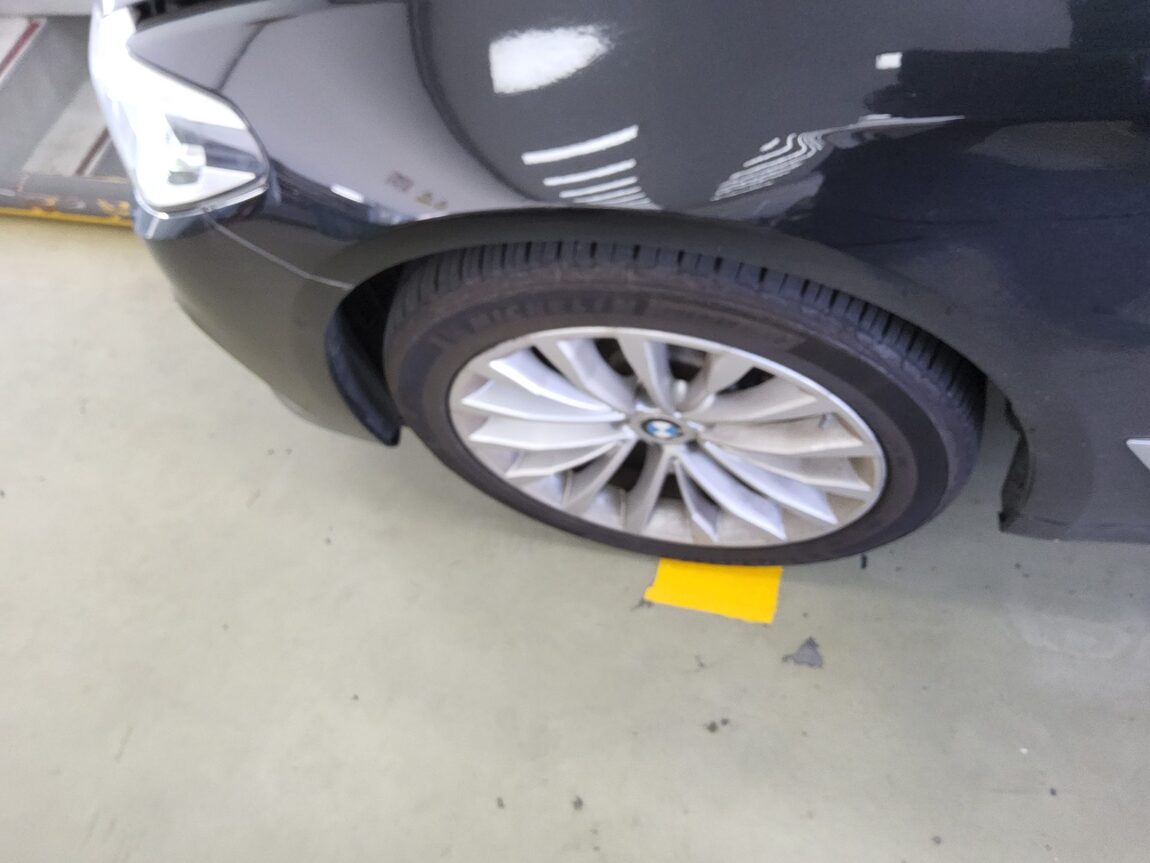 BMW 5 SERIES (7TH GEN) 520d LUXURY LINE SPECIAL 2018 - zdjęcie 23