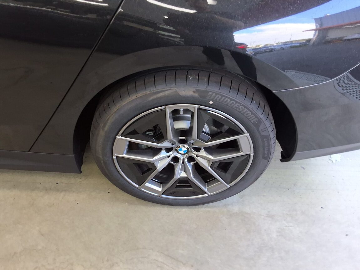 BMW 5 SERIES (8TH GEN) 520i 2026 - zdjęcie 20