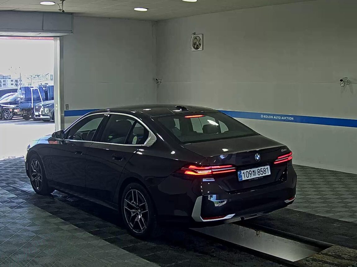 BMW 5 SERIES (8TH GEN) 520i 2026 - zdjęcie 6