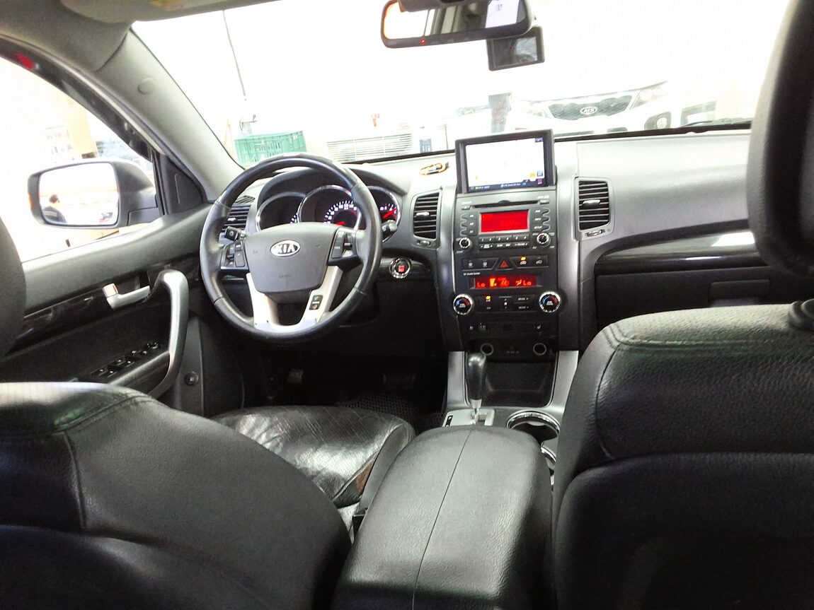 KIA SORENTO R DIESEL 2.0 2WD TLX LUXURY MODEL 2010 - zdjęcie 11