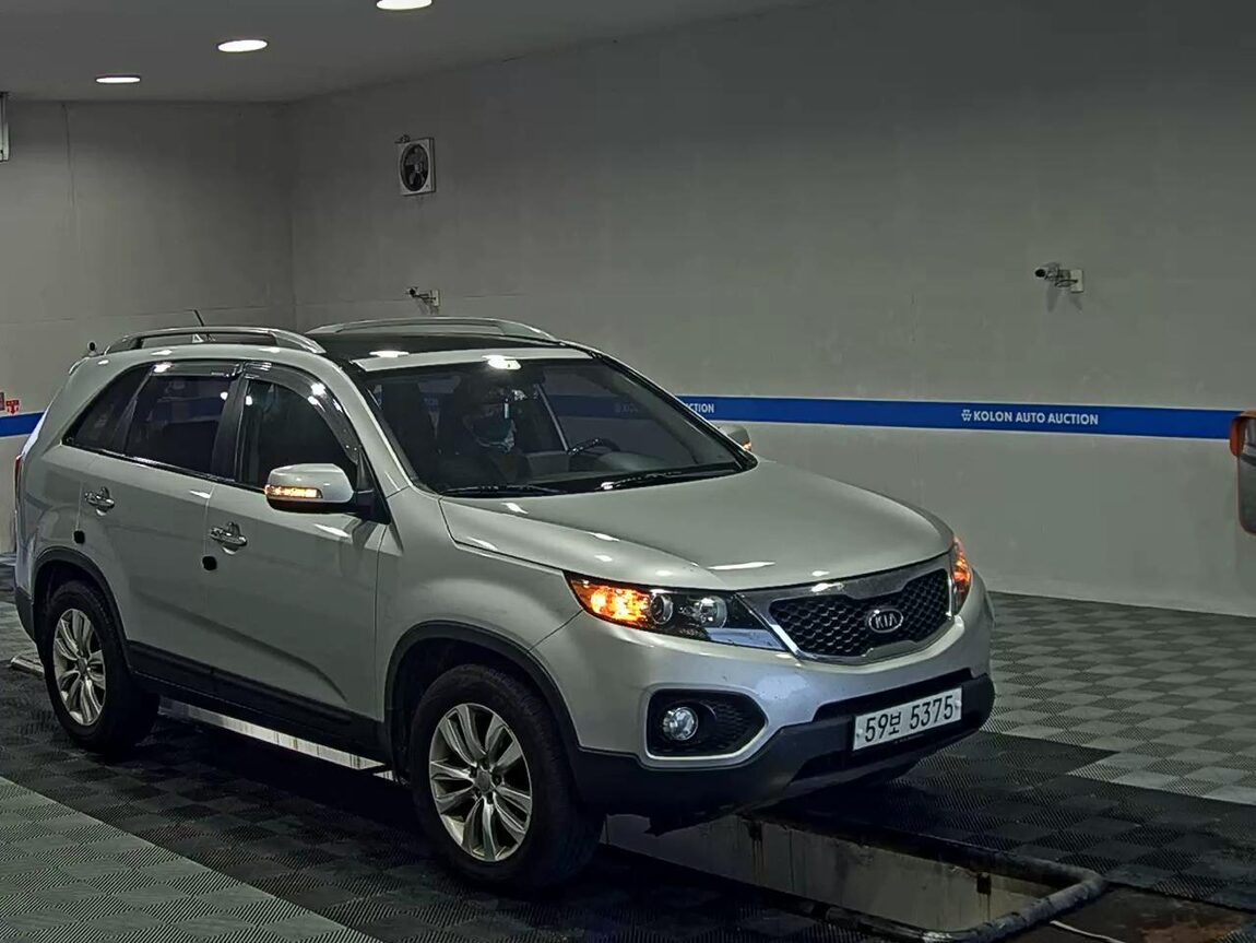 KIA SORENTO R DIESEL 2.0 2WD TLX LUXURY MODEL 2010 - zdjęcie 3