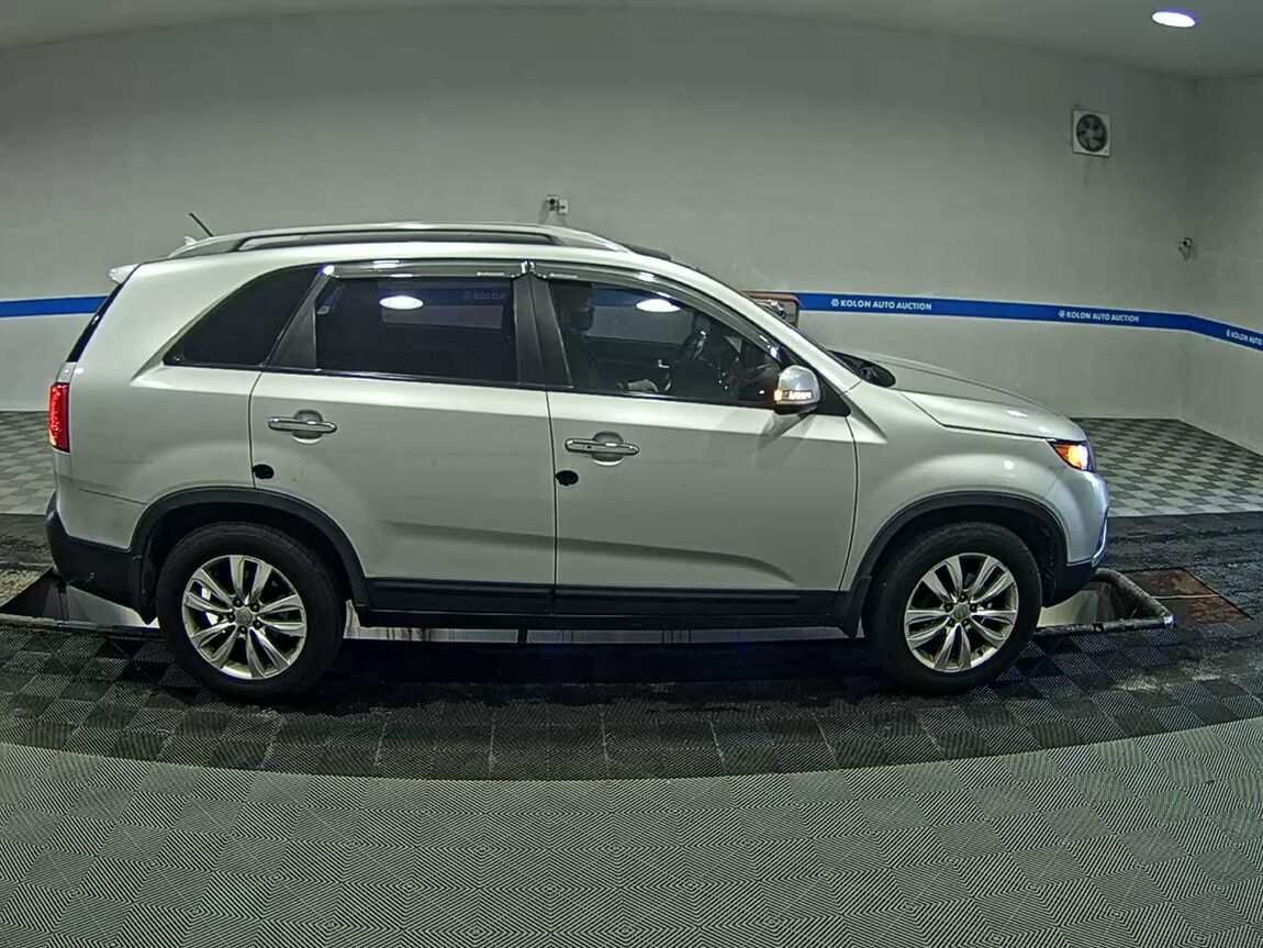 KIA SORENTO R DIESEL 2.0 2WD TLX LUXURY MODEL 2010 - zdjęcie 4