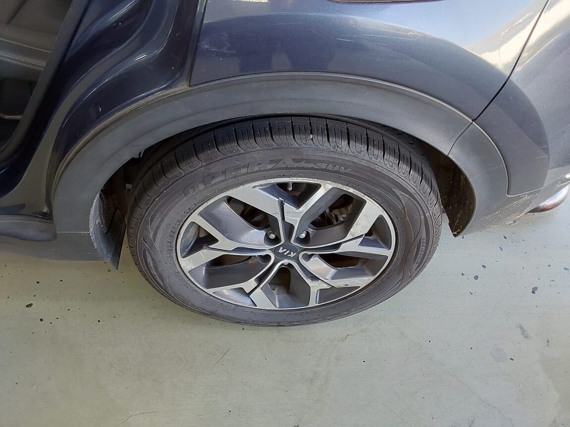 KIA SPORTAGE THE BOLD 1.6 DIESEL 2WD PRESTIGE 2020 - zdjęcie 21