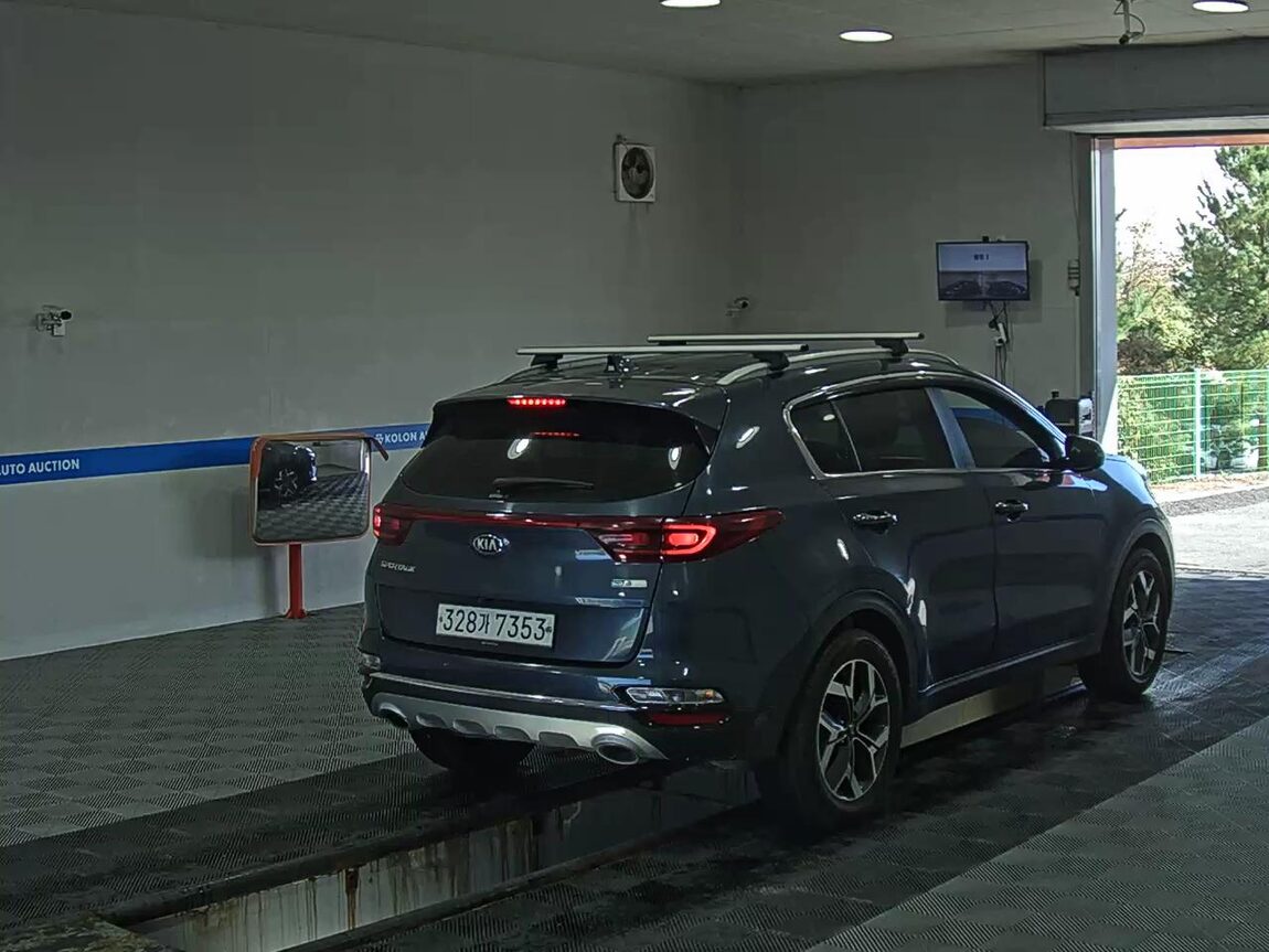 KIA SPORTAGE THE BOLD 1.6 DIESEL 2WD PRESTIGE 2020 - zdjęcie 5