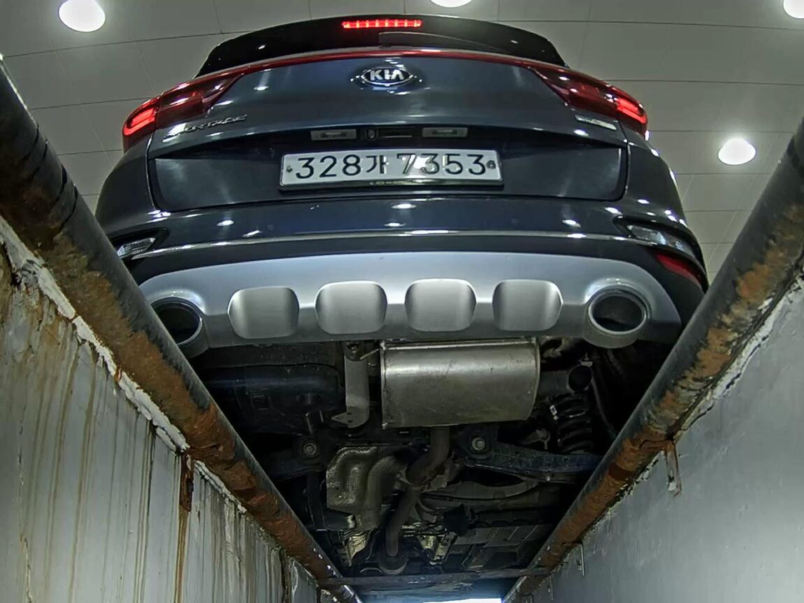 KIA SPORTAGE THE BOLD 1.6 DIESEL 2WD PRESTIGE 2020 - zdjęcie 8