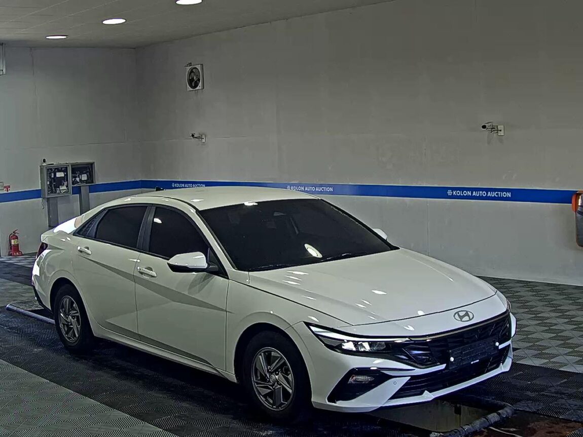 HYUNDAI THE NEW AVANTE (CN7) 1.6 LPI RENTAL CAR SMART 2024 - zdjęcie 3