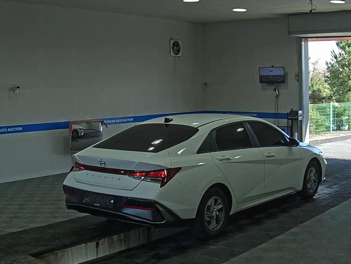HYUNDAI THE NEW AVANTE (CN7) 1.6 LPI RENTAL CAR SMART 2024 - zdjęcie 5