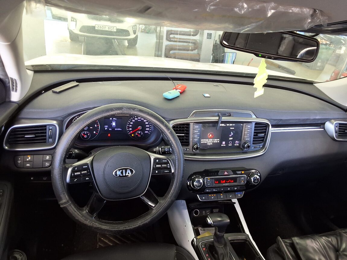 KIA THE NEW SORENTO DIESEL R2.2 2WD NOBLESSE 2020 - zdjęcie 11