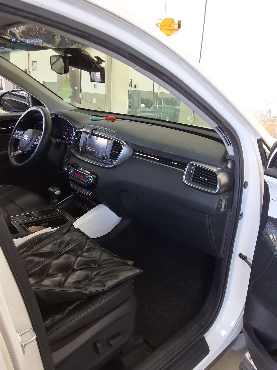 KIA THE NEW SORENTO DIESEL R2.2 2WD NOBLESSE 2020 - zdjęcie 14