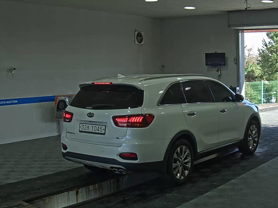 KIA THE NEW SORENTO DIESEL R2.2 2WD NOBLESSE 2020 - zdjęcie 5