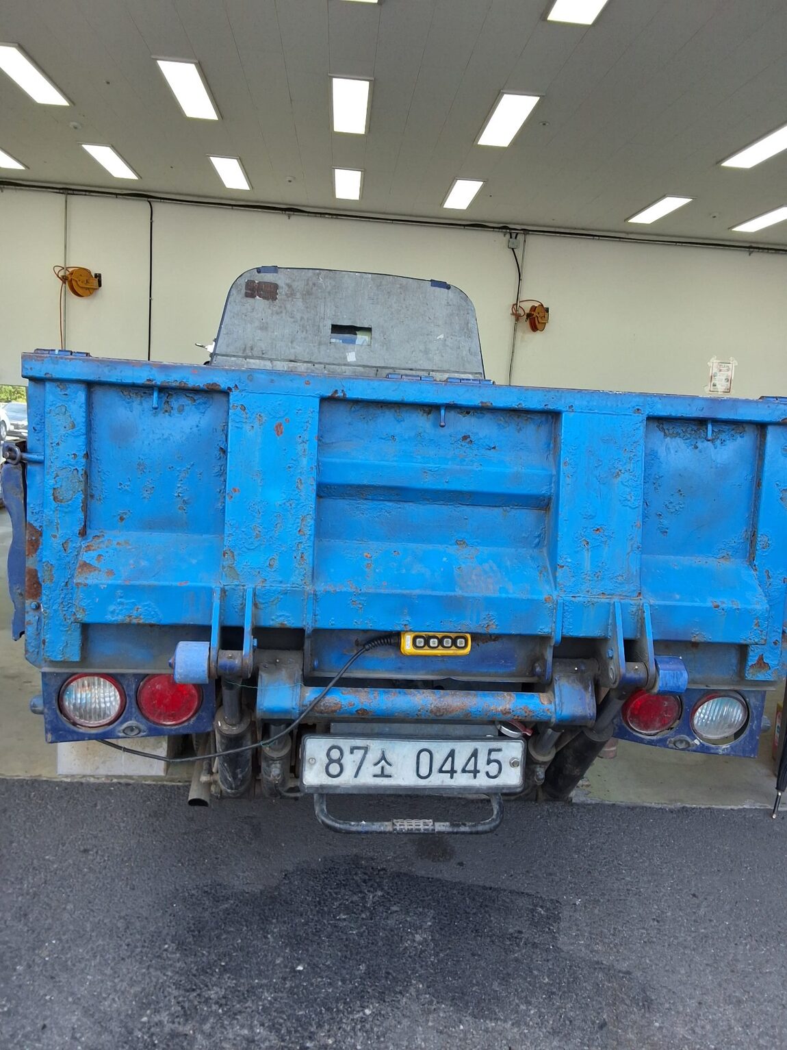 KIA BONGO III CARGO 1.2 TON KING CAB EXTRA LONG WHEELBASE 2018 - zdjęcie 13