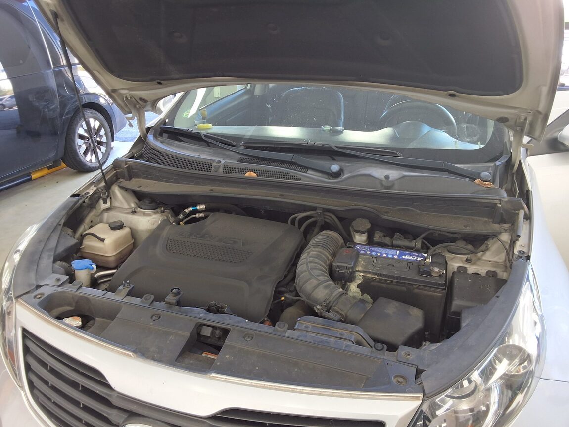 KIA SPORTAGE R DIESEL R2.0 2WD TLX LUXURY MODEL 2012 - zdjęcie 19