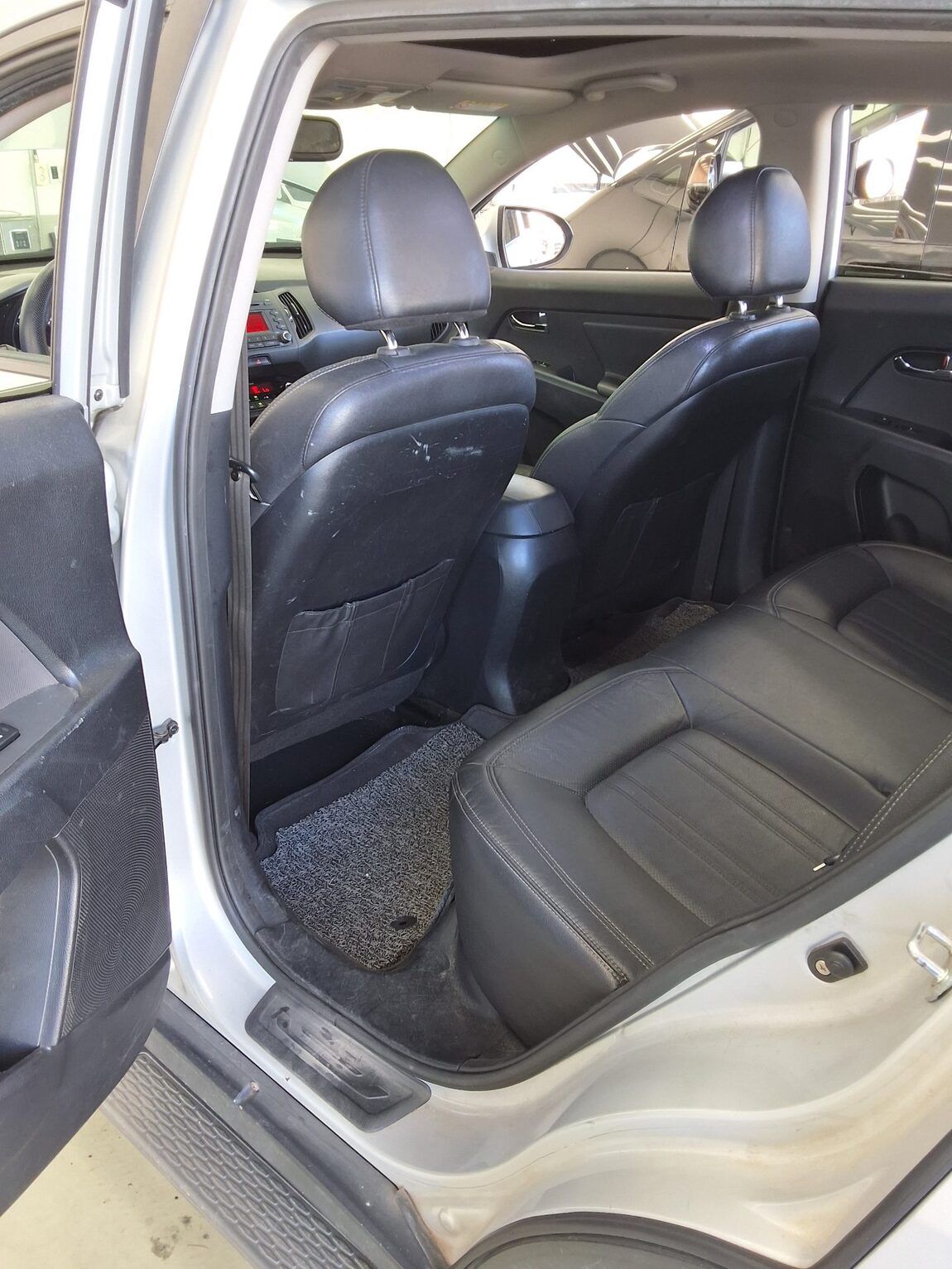 KIA SPORTAGE R DIESEL R2.0 2WD TLX LUXURY MODEL 2012 - zdjęcie 12