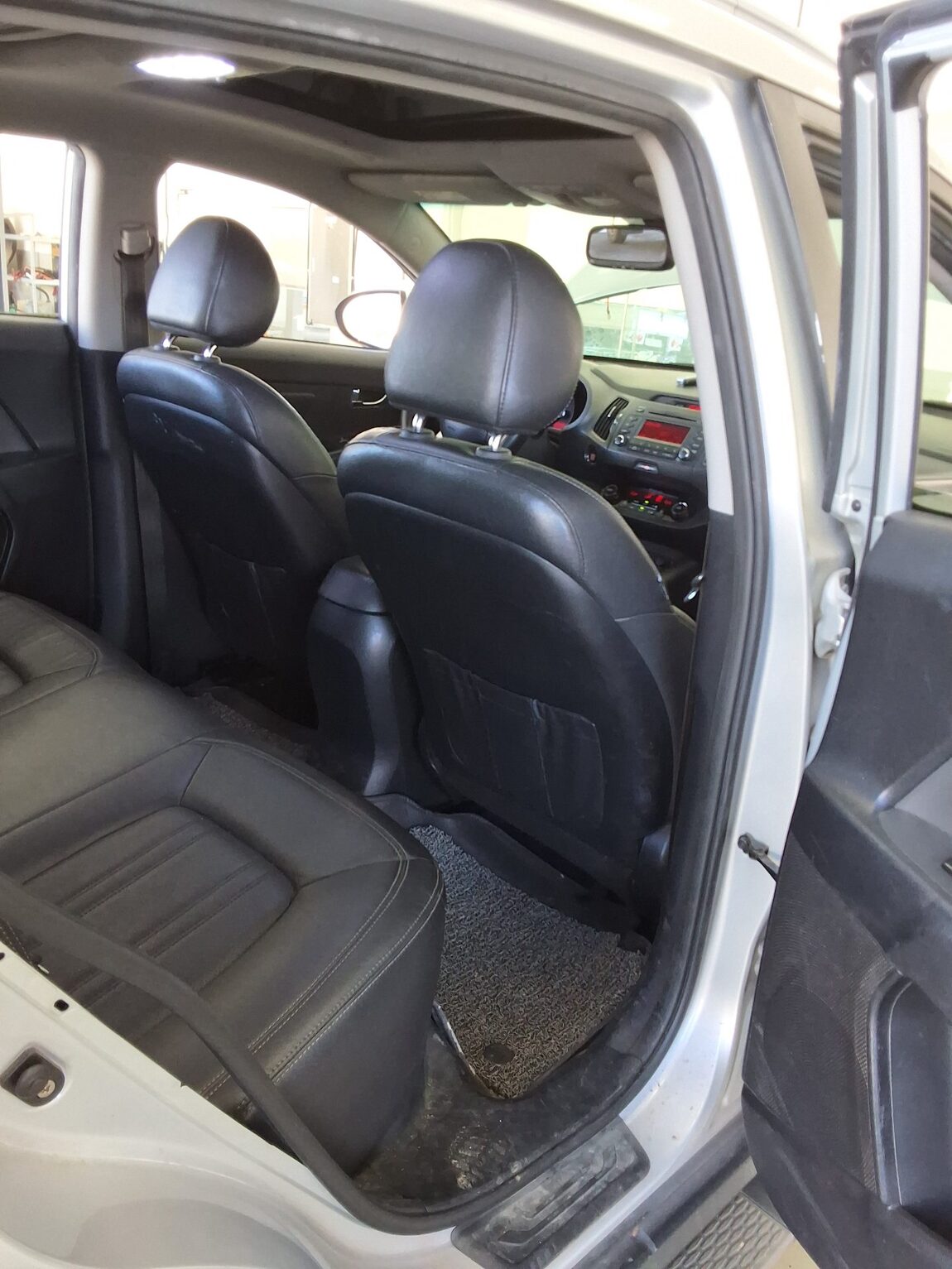 KIA SPORTAGE R DIESEL R2.0 2WD TLX LUXURY MODEL 2012 - zdjęcie 13