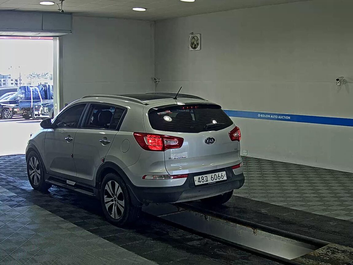 KIA SPORTAGE R DIESEL R2.0 2WD TLX LUXURY MODEL 2012 - zdjęcie 6