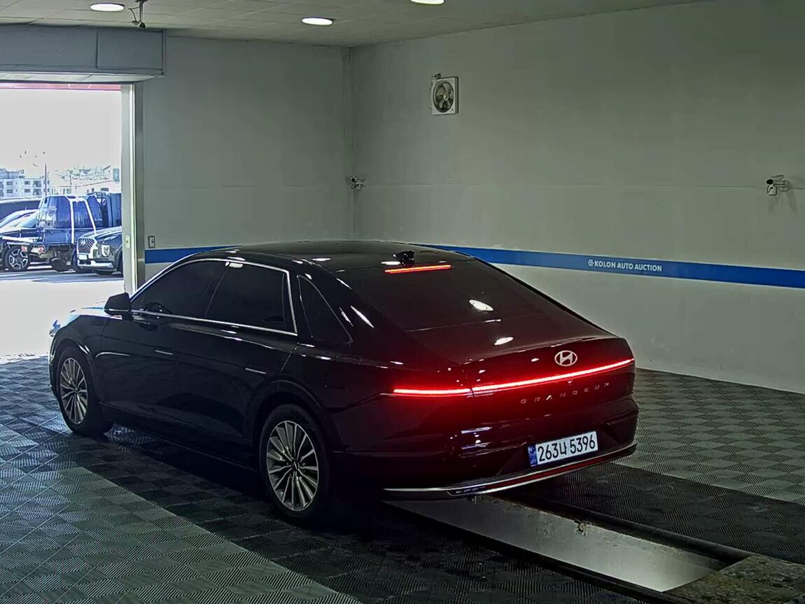 HYUNDAI THE ALL NEW GRANDEUR LPi 3.5 COMMERCIAL PREMIUM MODEL 2025 - zdjęcie 6