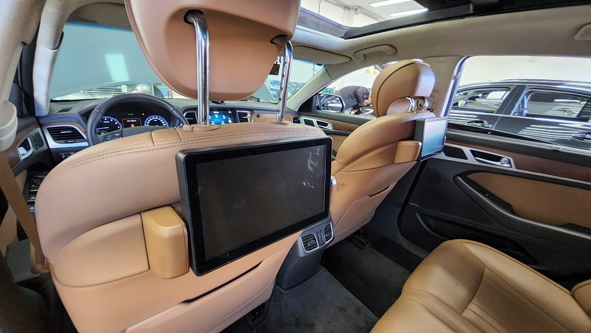HYUNDAI GENESIS DH G380 AWD FINEST EDITION 2016 - zdjęcie 22