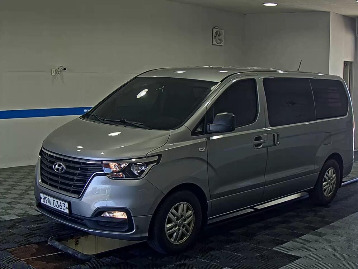 HYUNDAI THE NEW GRAND STAREX 3-SEATER DIESEL VAN SMART 2019 - zdjęcie 2