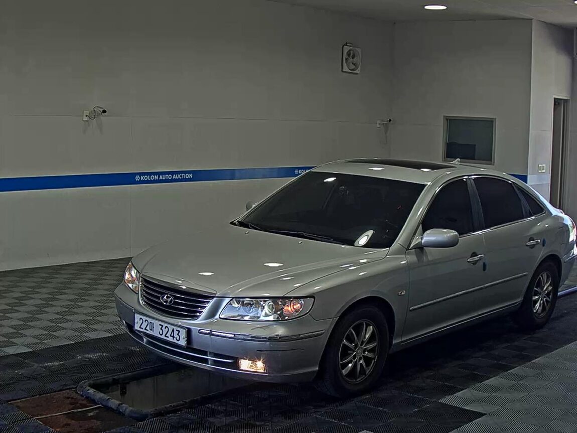 HYUNDAI GRANDEUR NEW LUXURY Q270 PREMIER 2009 - zdjęcie 2