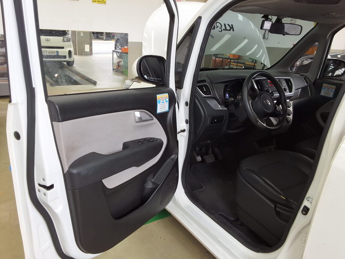 KIA THE NEW RAY VAN PRESTIGE 2021 - zdjęcie 10