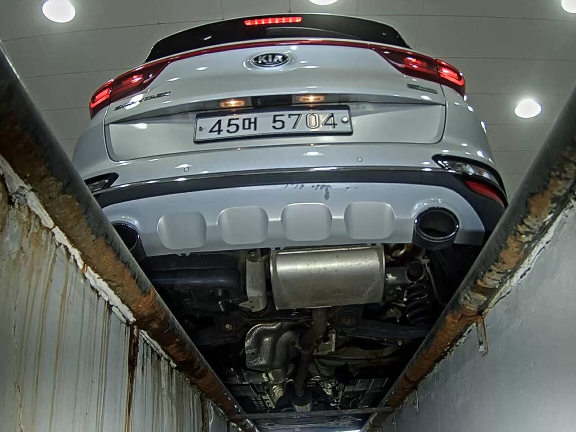 KIA SPORTAGE THE BOLD R2.0 DIESEL 2WD PRESTIGE 2019 - zdjęcie 8