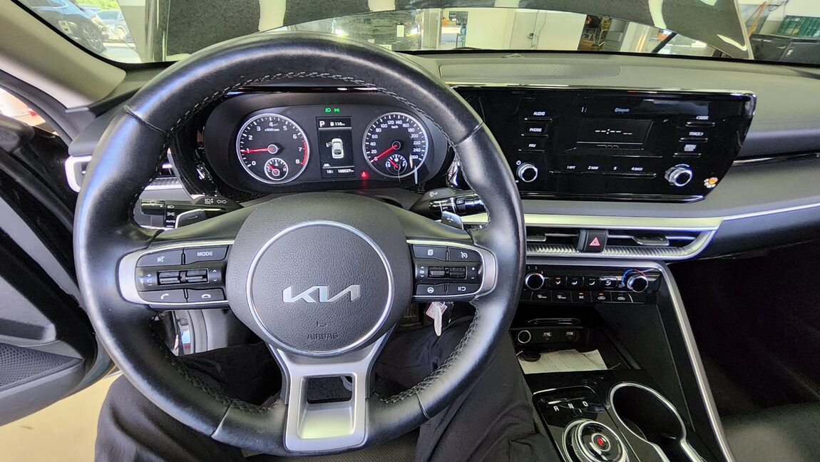 KIA NEW K5 (DL3) 2.0 GASOLINE TRENDY 2023 - zdjęcie 17