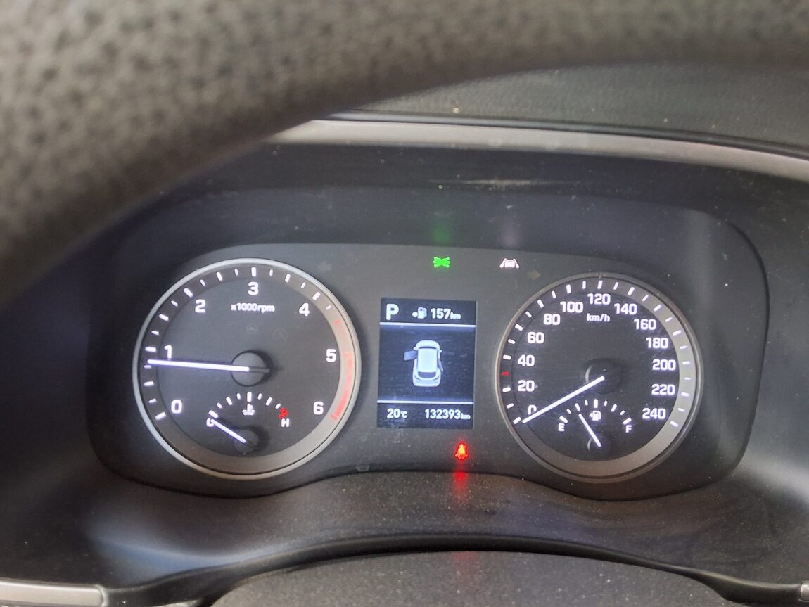HYUNDAI NEW TUCSON 1.6 DIESEL 2WD SMART 2019 - zdjęcie 9