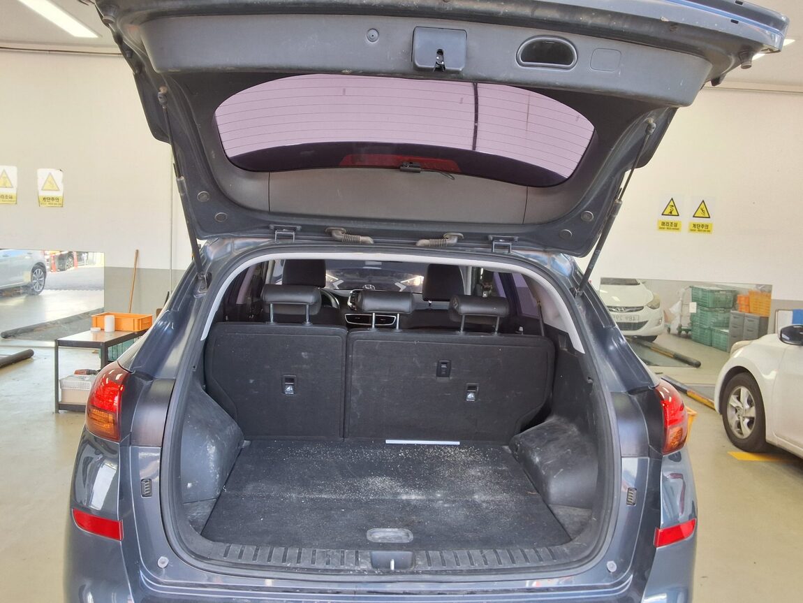HYUNDAI NEW TUCSON 1.6 DIESEL 2WD SMART 2019 - zdjęcie 15