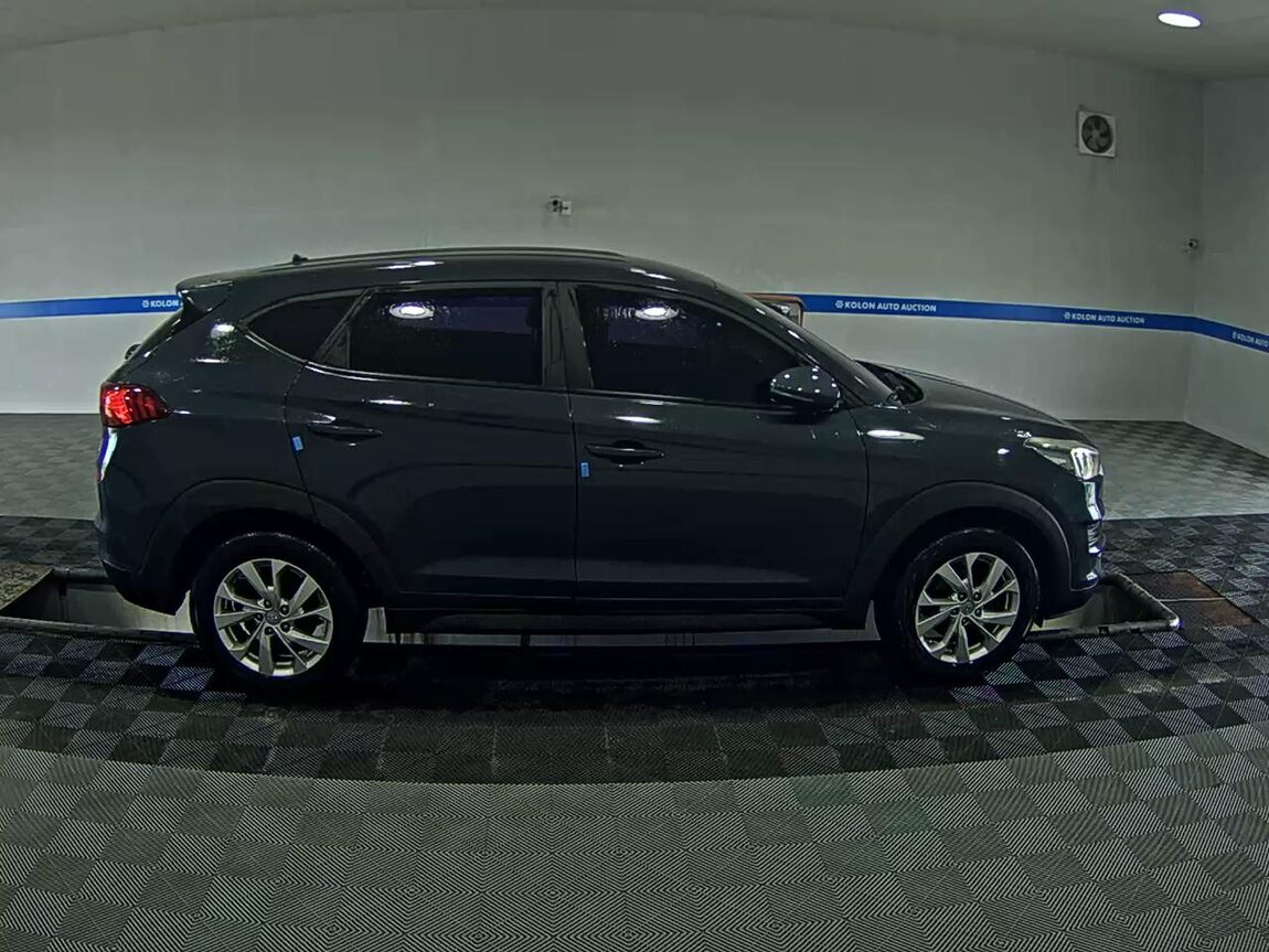 HYUNDAI NEW TUCSON 1.6 DIESEL 2WD SMART 2019 - zdjęcie 4