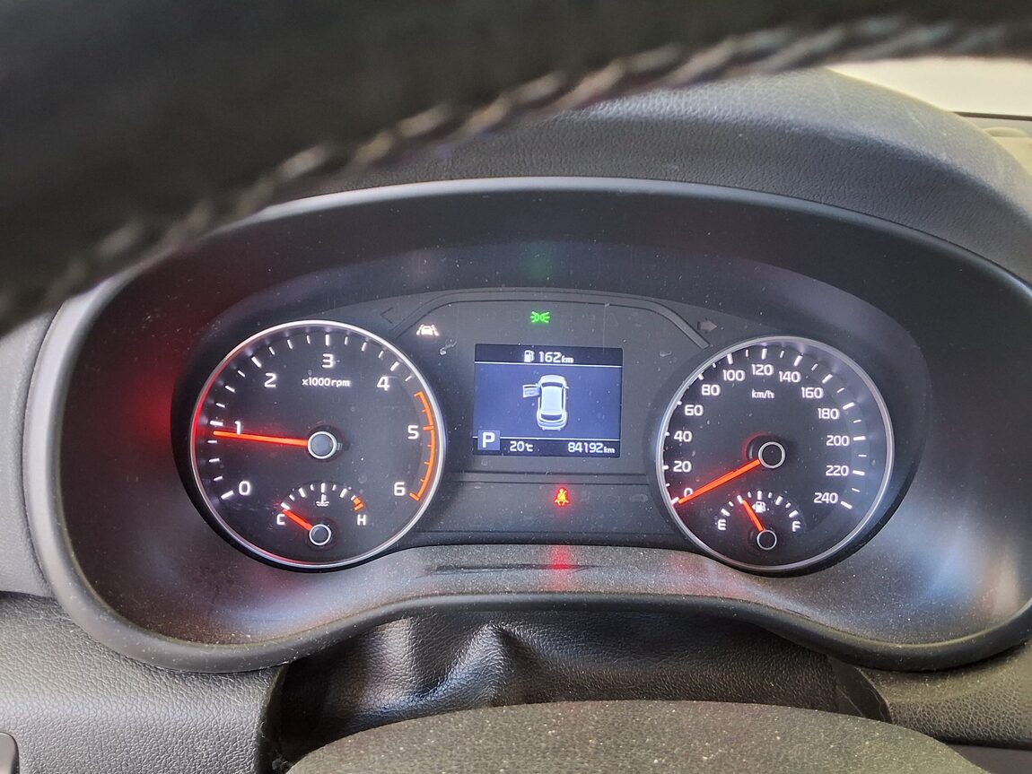 KIA SPORTAGE THE BOLD R2.0 DIESEL 4WD PRESTIGE 2019 - zdjęcie 9