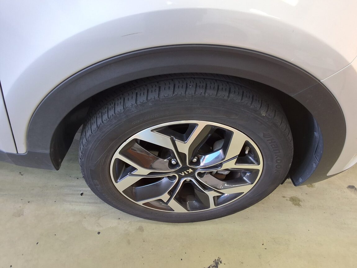 KIA SPORTAGE THE BOLD R2.0 DIESEL 4WD PRESTIGE 2019 - zdjęcie 23