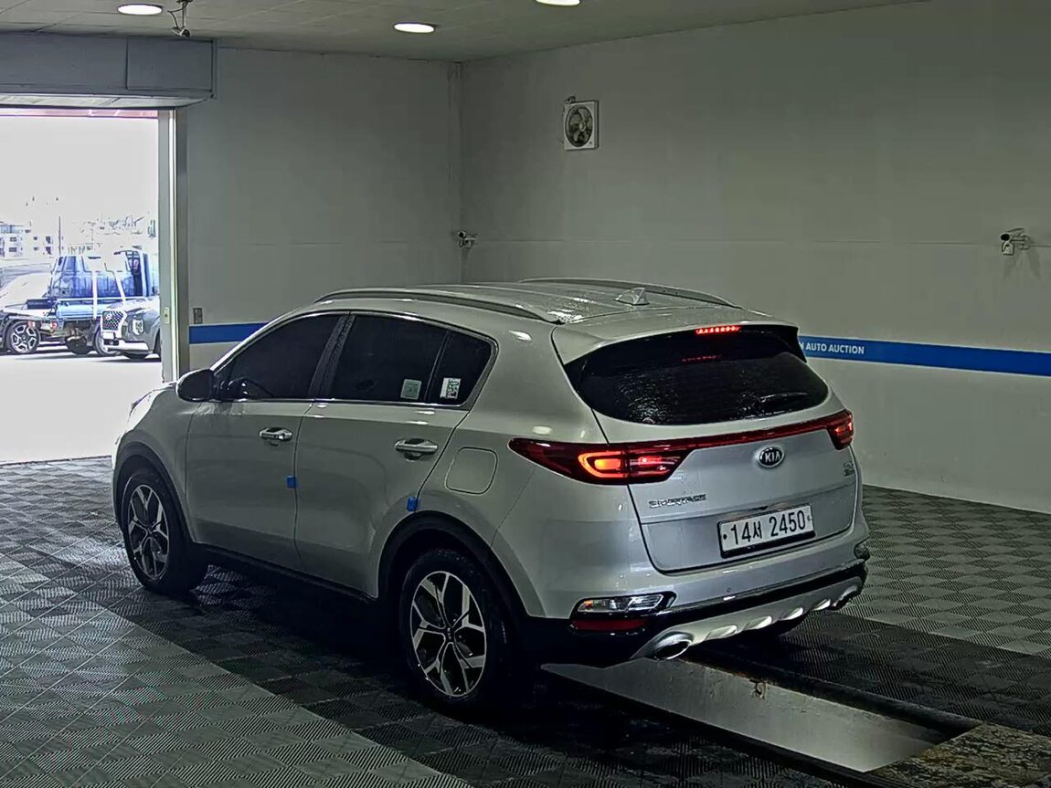 KIA SPORTAGE THE BOLD R2.0 DIESEL 4WD PRESTIGE 2019 - zdjęcie 6